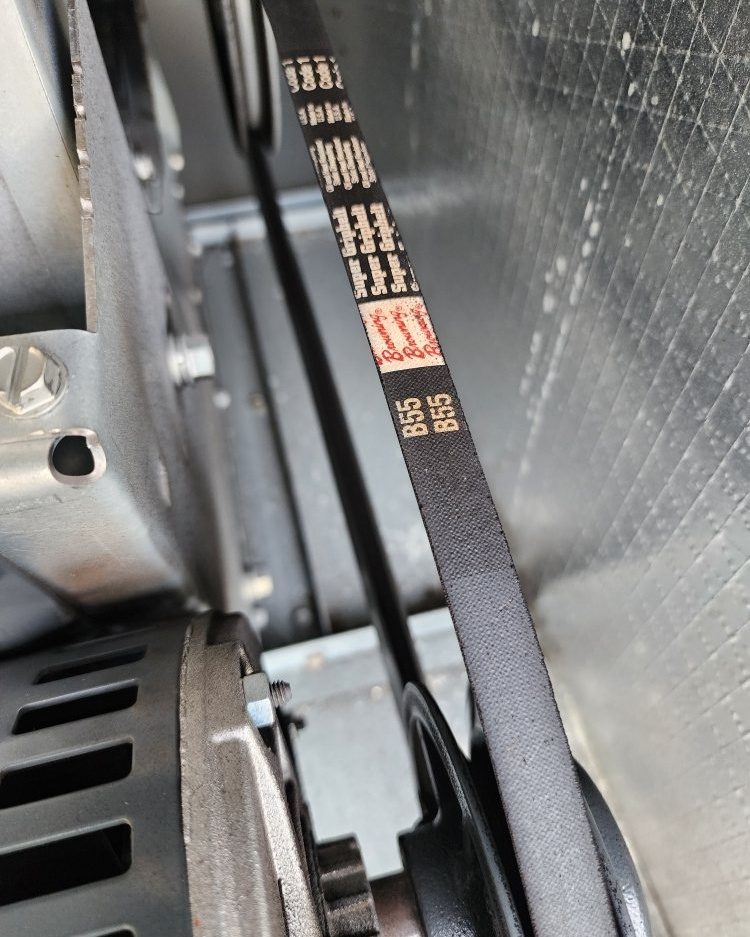 A blower belt on its pulley